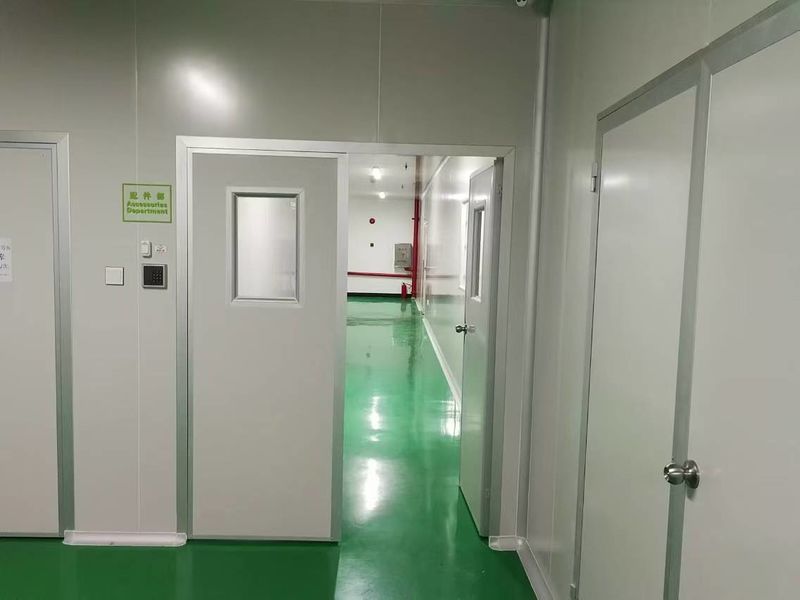 Guangzhou Lizhirun Technology Development Co., Ltd línea de producción del fabricante